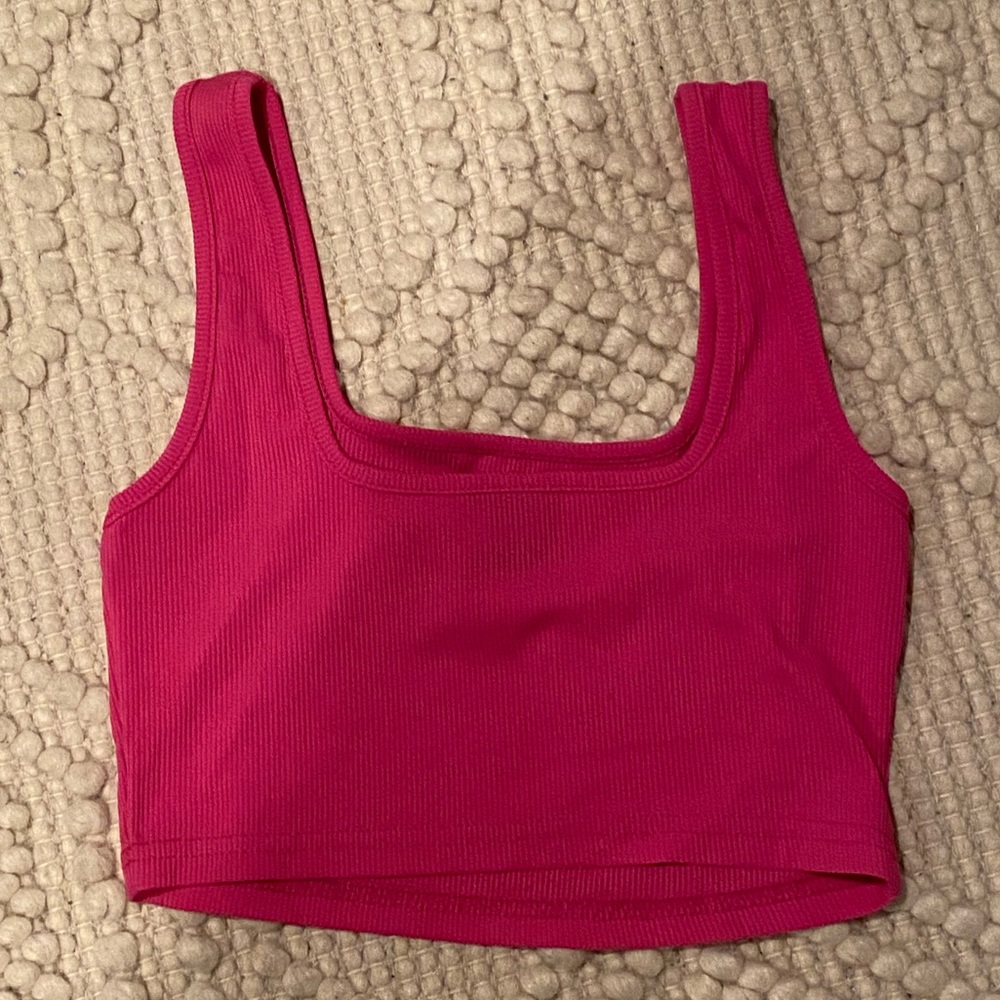 SHEIN PINK CROP TOP SIZE SMALL NEVER WORN